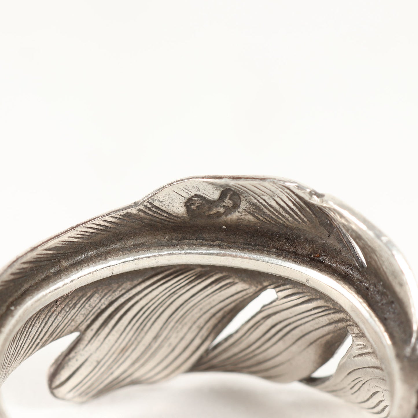 カゼキリ フェザーリング(KAZEKIRI FEATHER RING)