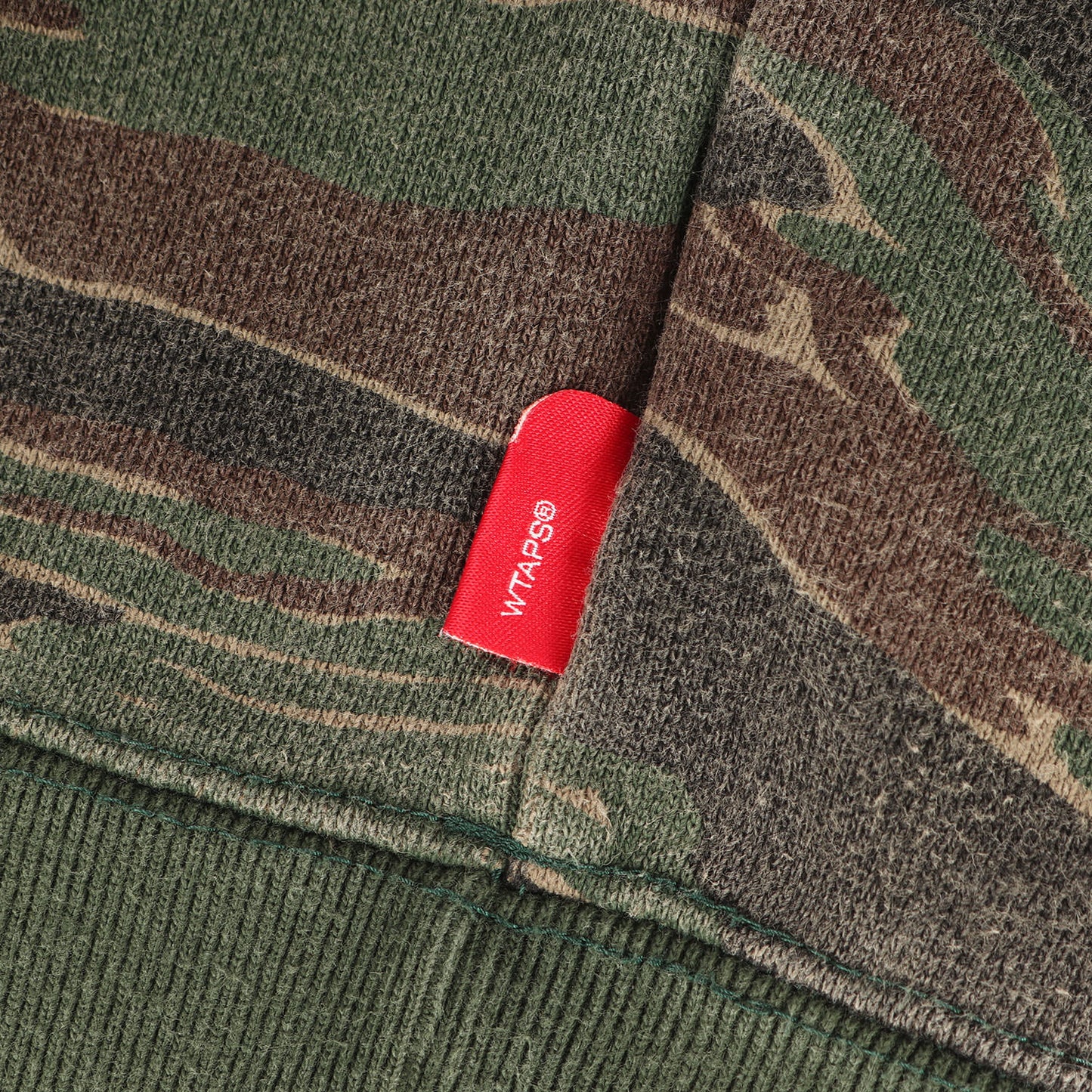 カレッジロゴ タイガーカモ スウェット(DESIGN CREW NECK 05)