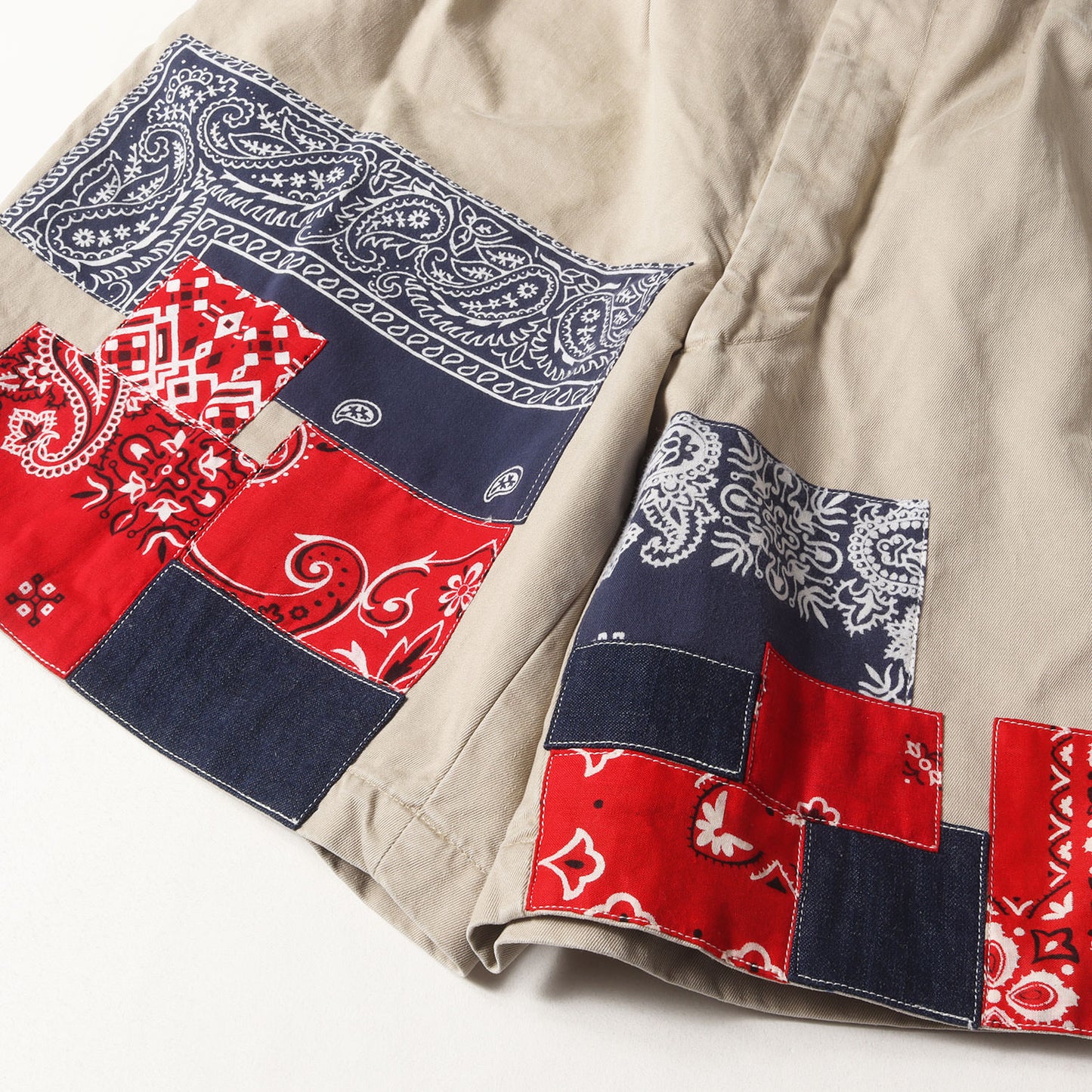 25SS バンダナリメイク タック チノショーツ(BANDANA REMADE CHINO SHORTS)