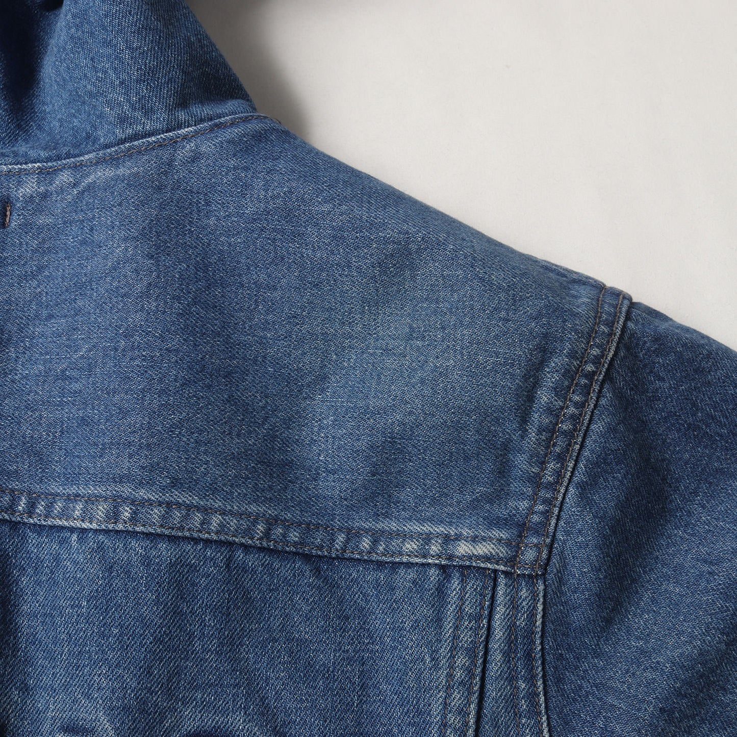 エンボスロゴ 裏地キルティング デニム フード ジャケット(VICE / JACKET)