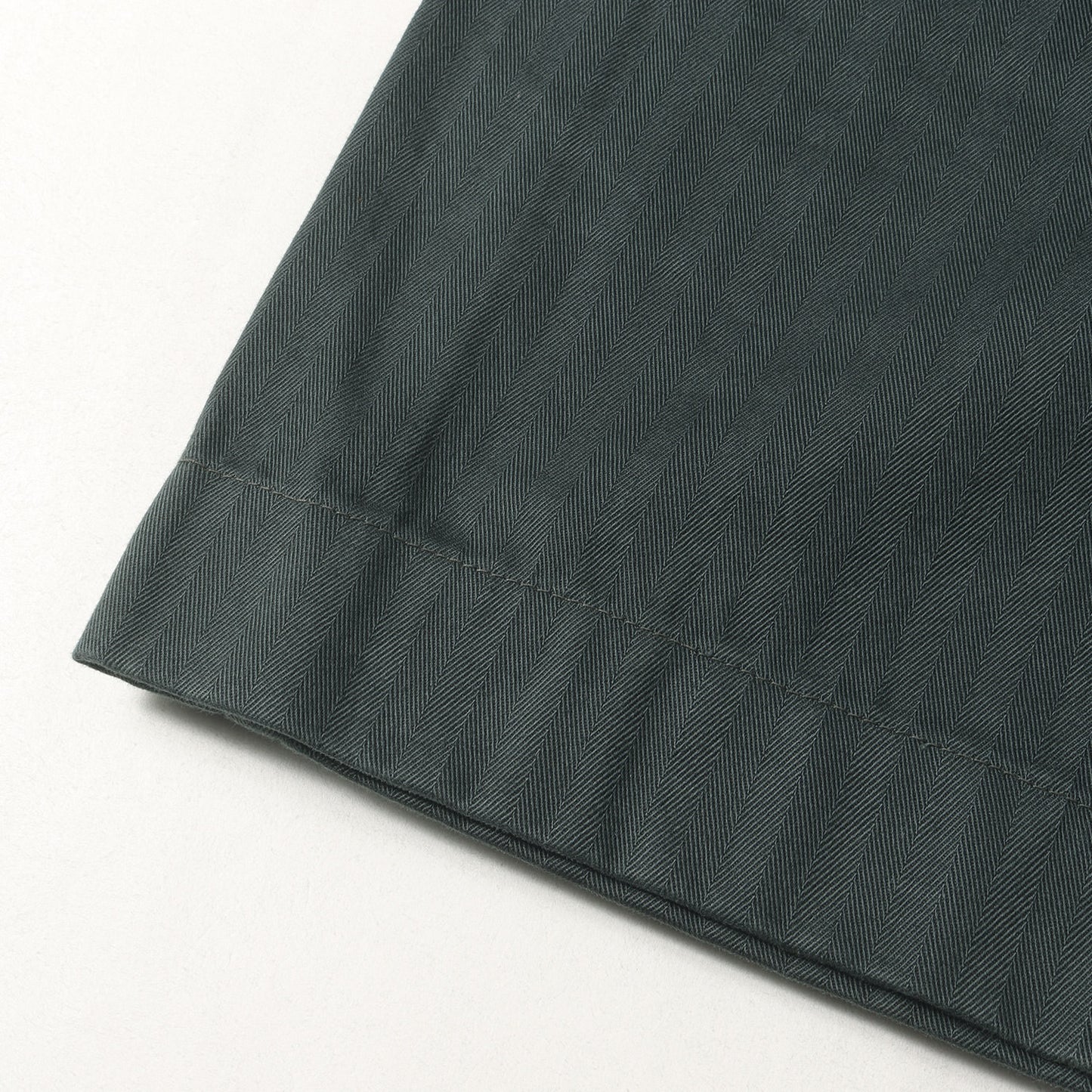 ヘリンボーンツイル ワークパンツ