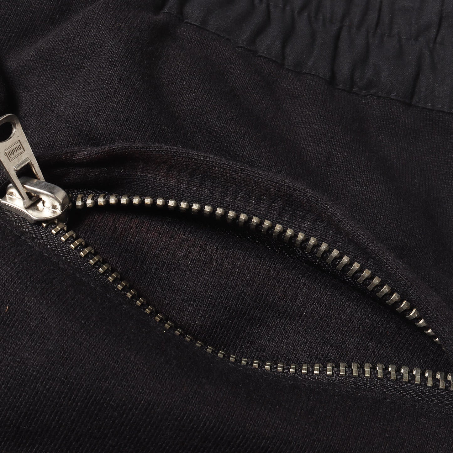 テーパード スウェットパンツ