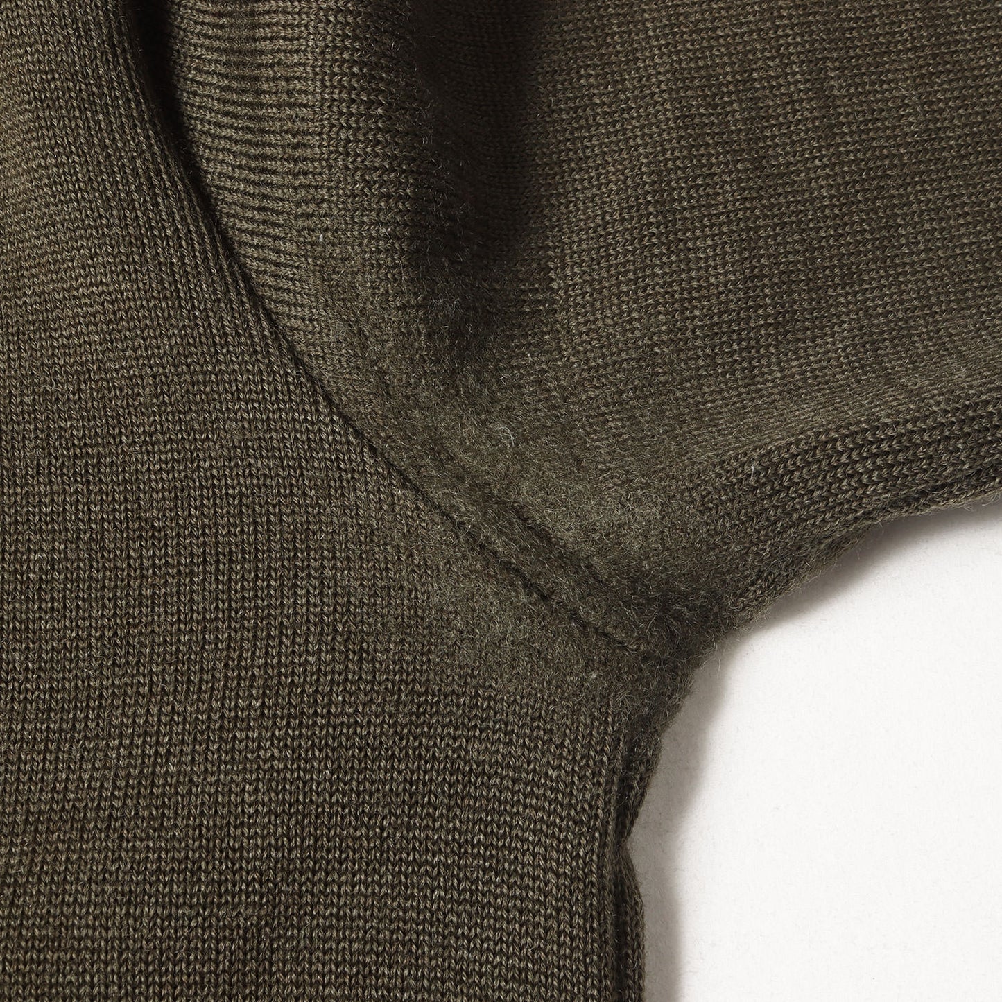 クルーネック ウールニット セーター(Crew Neck Sweater FR)