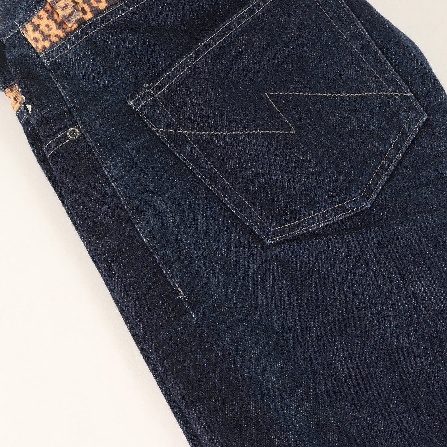 ×STUSSY Boneyards ディープ ミディアム デニムパンツ(BY DEEP MIDI / 14OZ-PT)