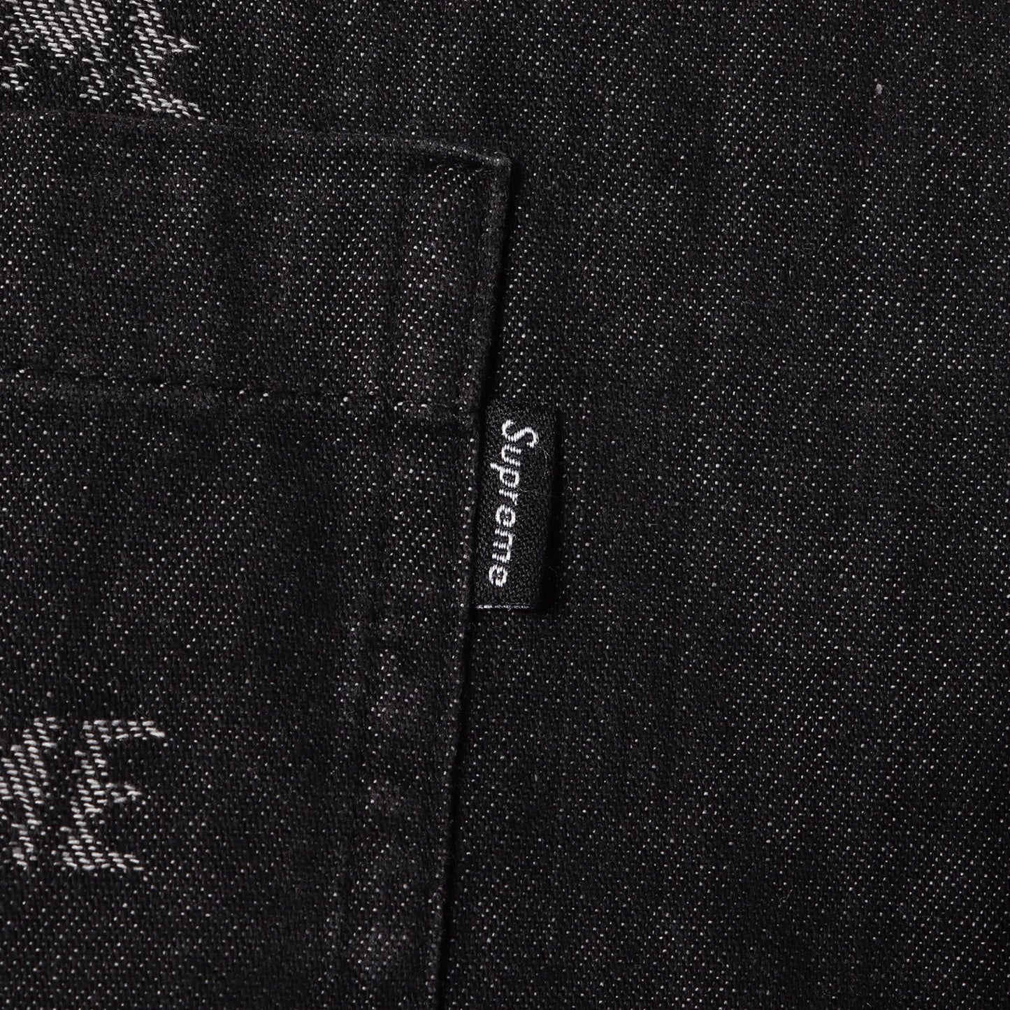 ジャガードロゴ柄 デニムシャツ(Logo Denim Shirt)