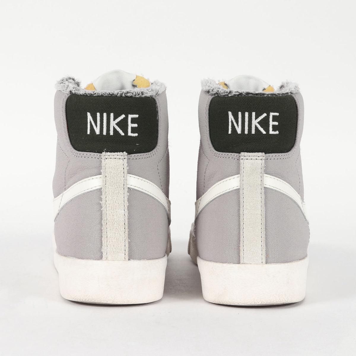 BLAZER MID 77 VINTAGE SE (DC5269-033)