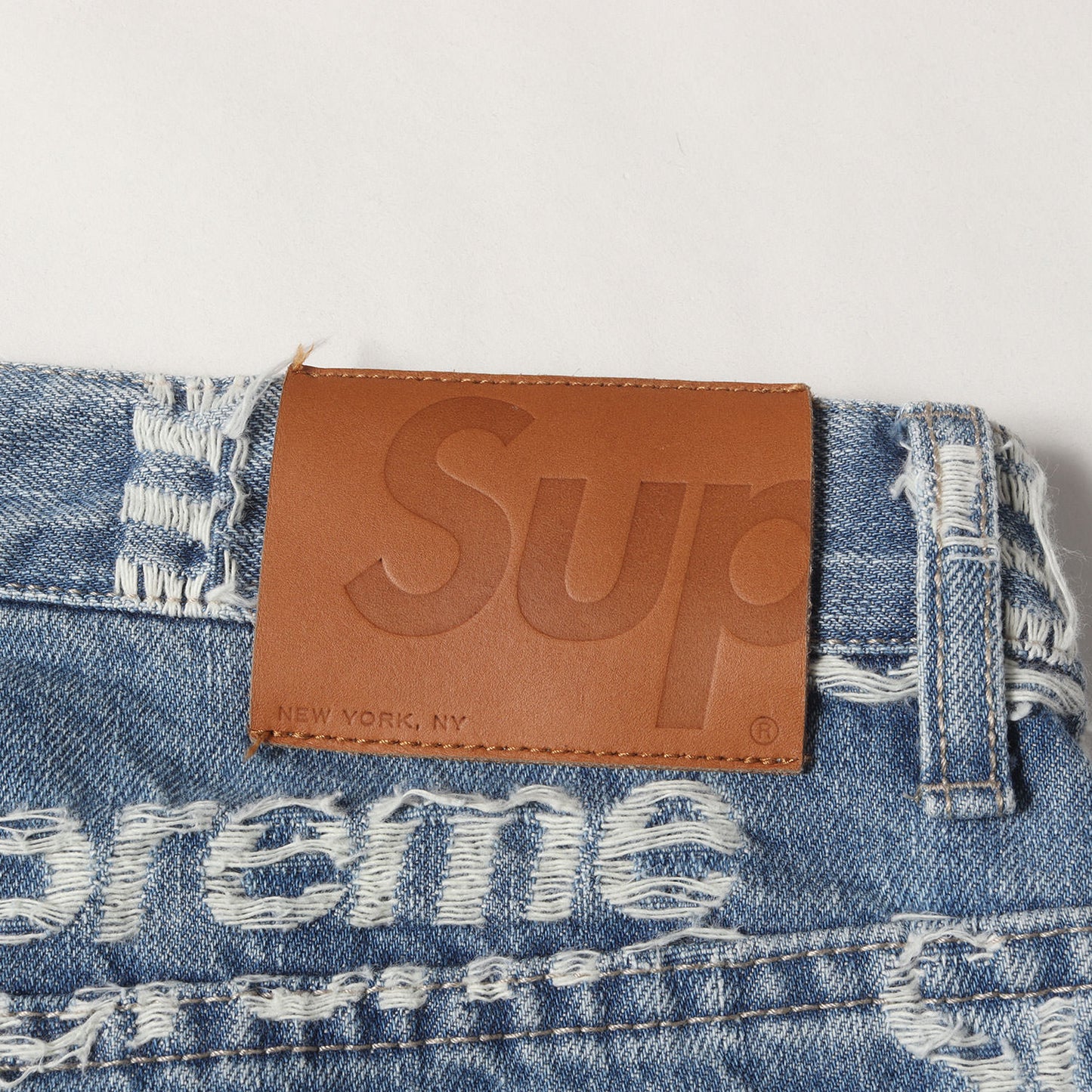 21SS フライドロゴ柄 デニムパンツ(Frayed Logos Regular Jean)