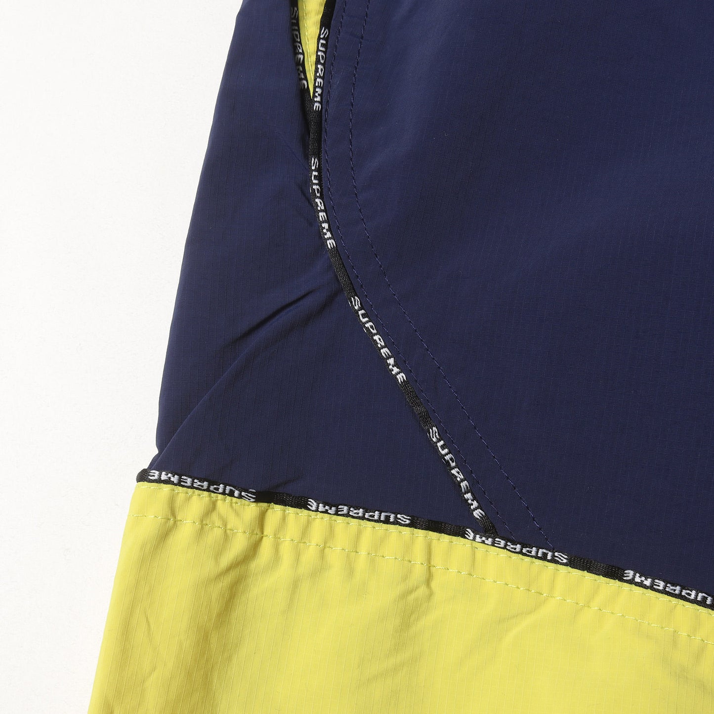 23AW ロゴパイピング ナイロン トラックパンツ(Logo Piping Track Pant)