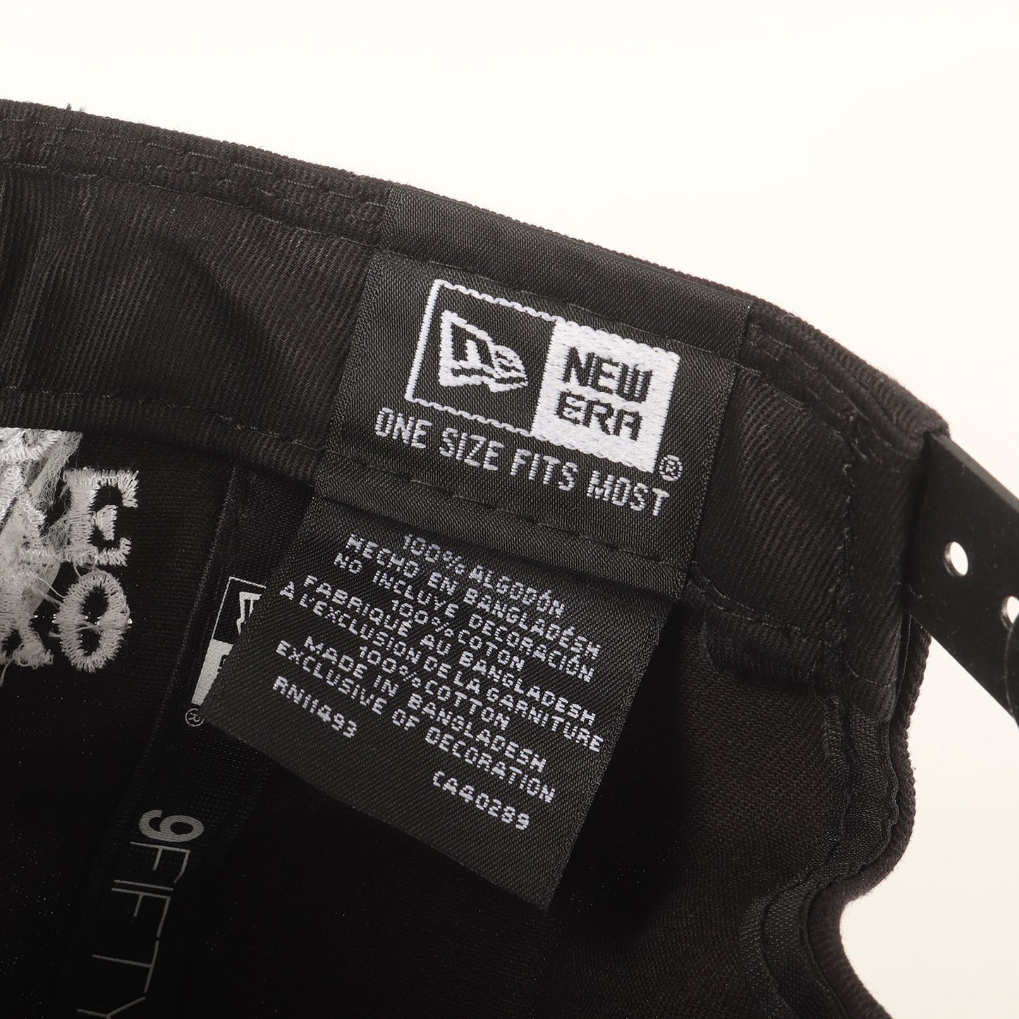 ×NEW ERA ロゴ刺繍 スナップバック ベースボールキャップ