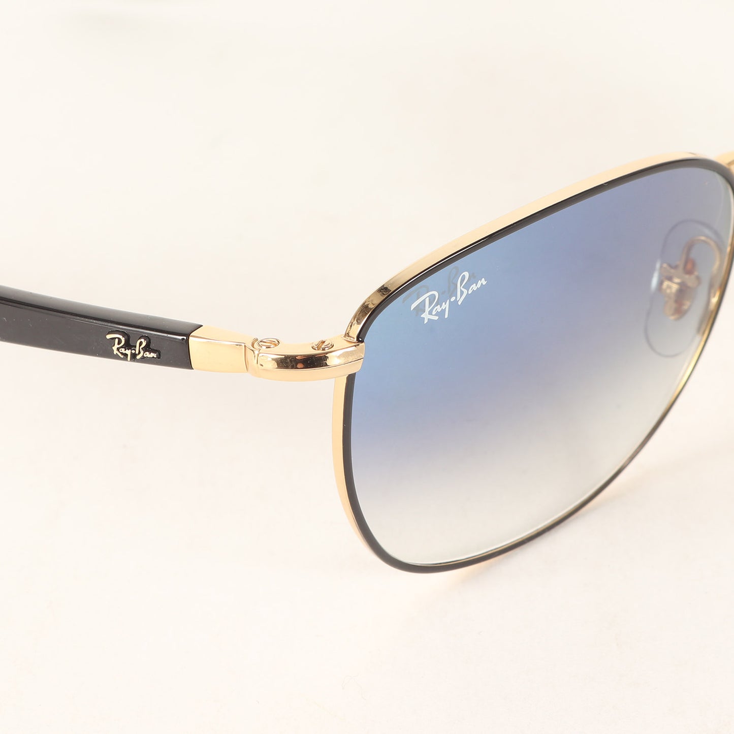 グラデーションレンズ サングラス(RB3702 9000/3F)