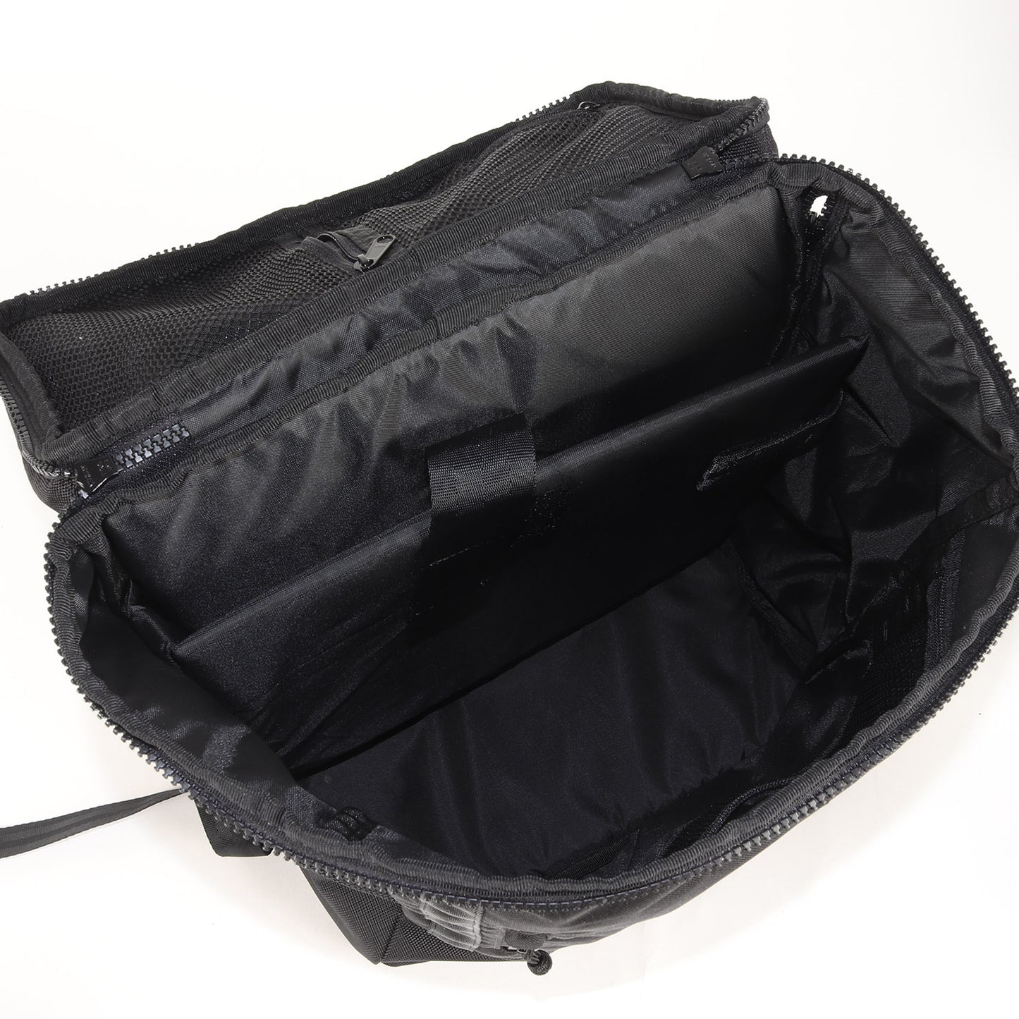 現行モデル ミディアム ボックスパック / バックパック(Box Pack Mid)