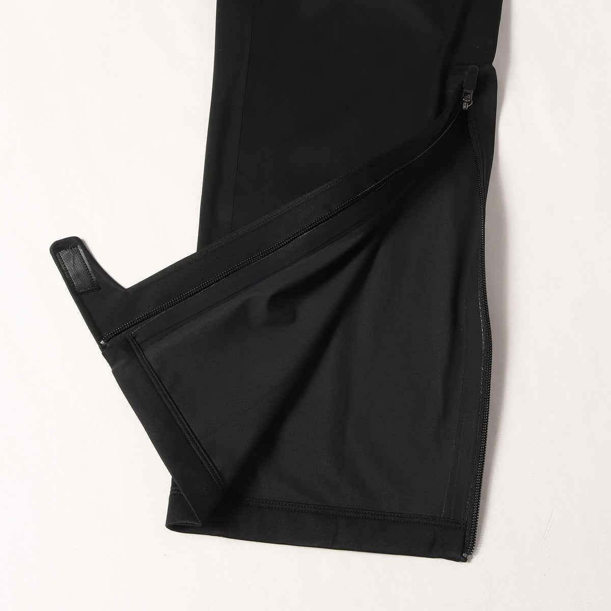 22AW STORM-FIT ADV ストレッチ ゴルフパンツ