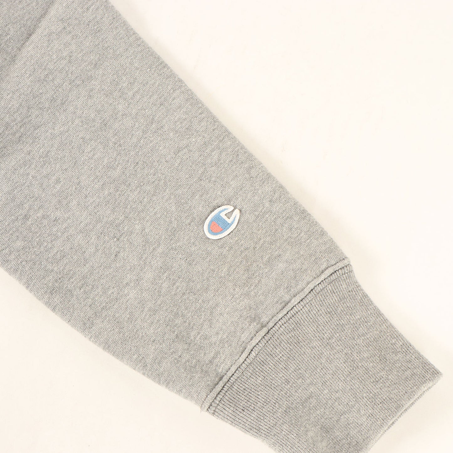 ×Champion ツイストガール 両V スウェット