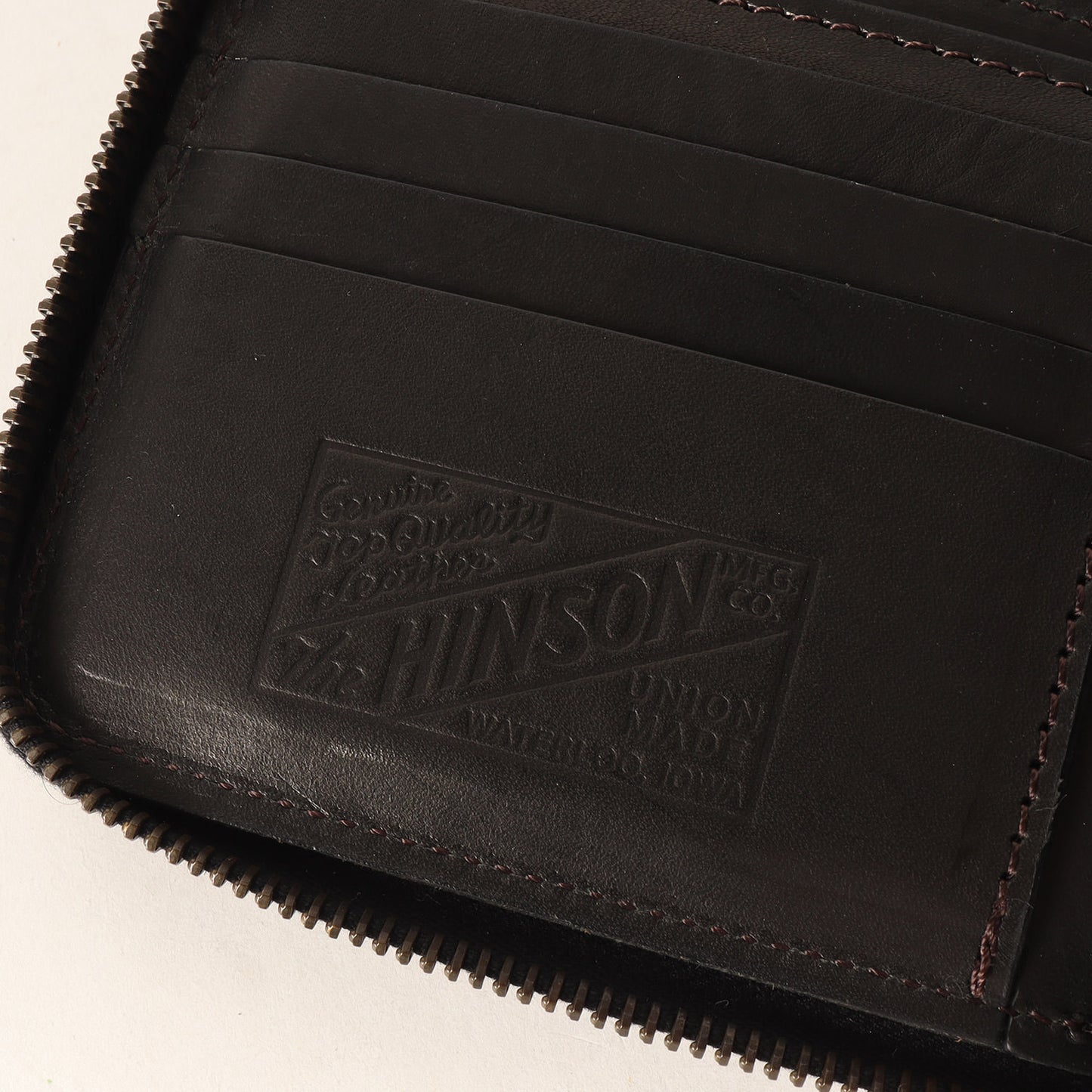 HINSON実名復刻 タイガー柄 ヘアオンカウハイド ラウンドジップ ウォレット / 財布(ROUND-ZIP WALLET)