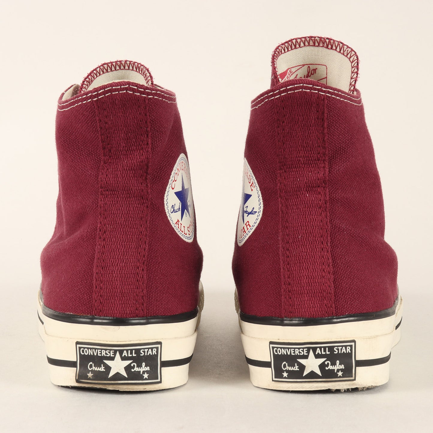CHUCK TAYLOR CANVAS HI