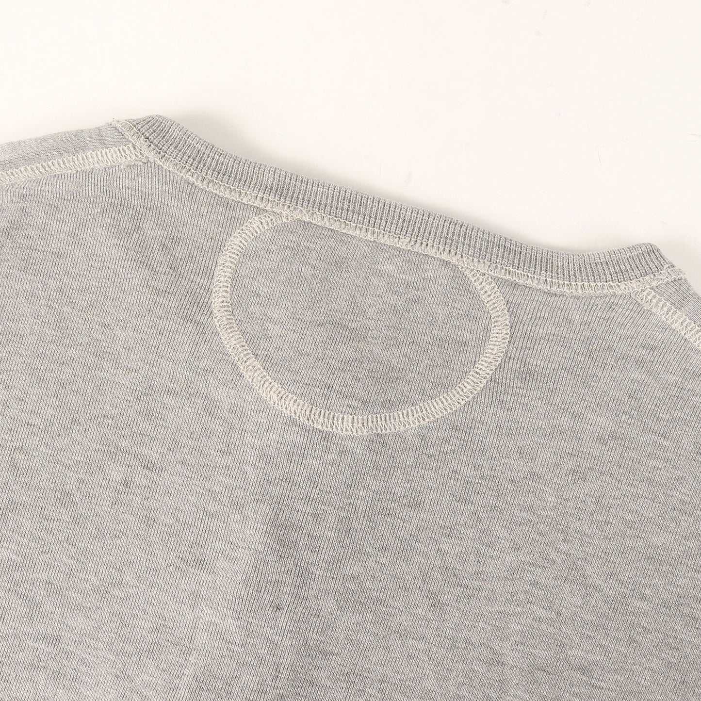 ヘンリーネック ロングスリーブ Tシャツ