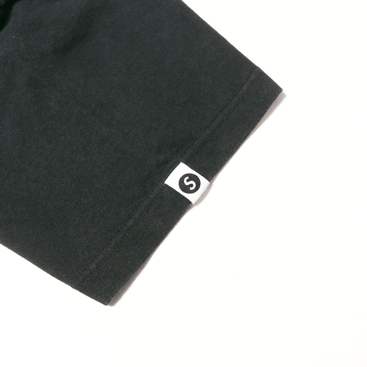 ×BLACK×BLACK ブランドロゴ Tシャツ