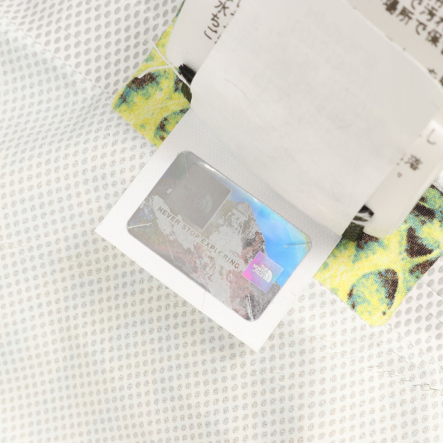 ×THE NORTH FACE スネーク柄 コーチジャケット(Snakeskin Taped Seam Coaches Jacket)