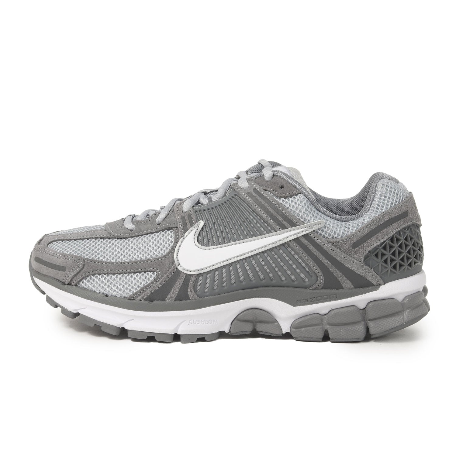NIKE (ナイキ) ZOOM VOMERO 5 (HF1553-003) - ブランド古着の通販 
