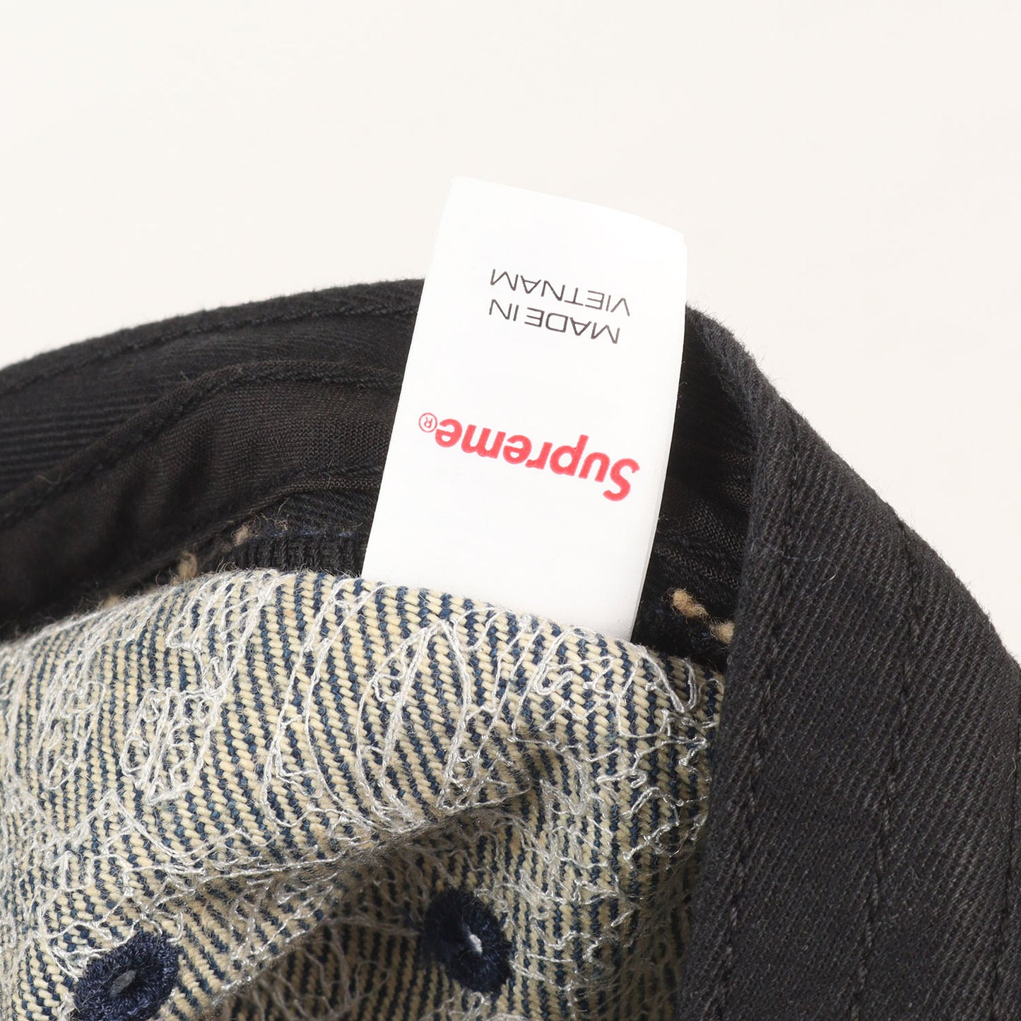 26SS オールドイングリッシュロゴ柄 デニム BOXロゴ キャンプキャップ(Stitched Old English Denim Camp Cap)