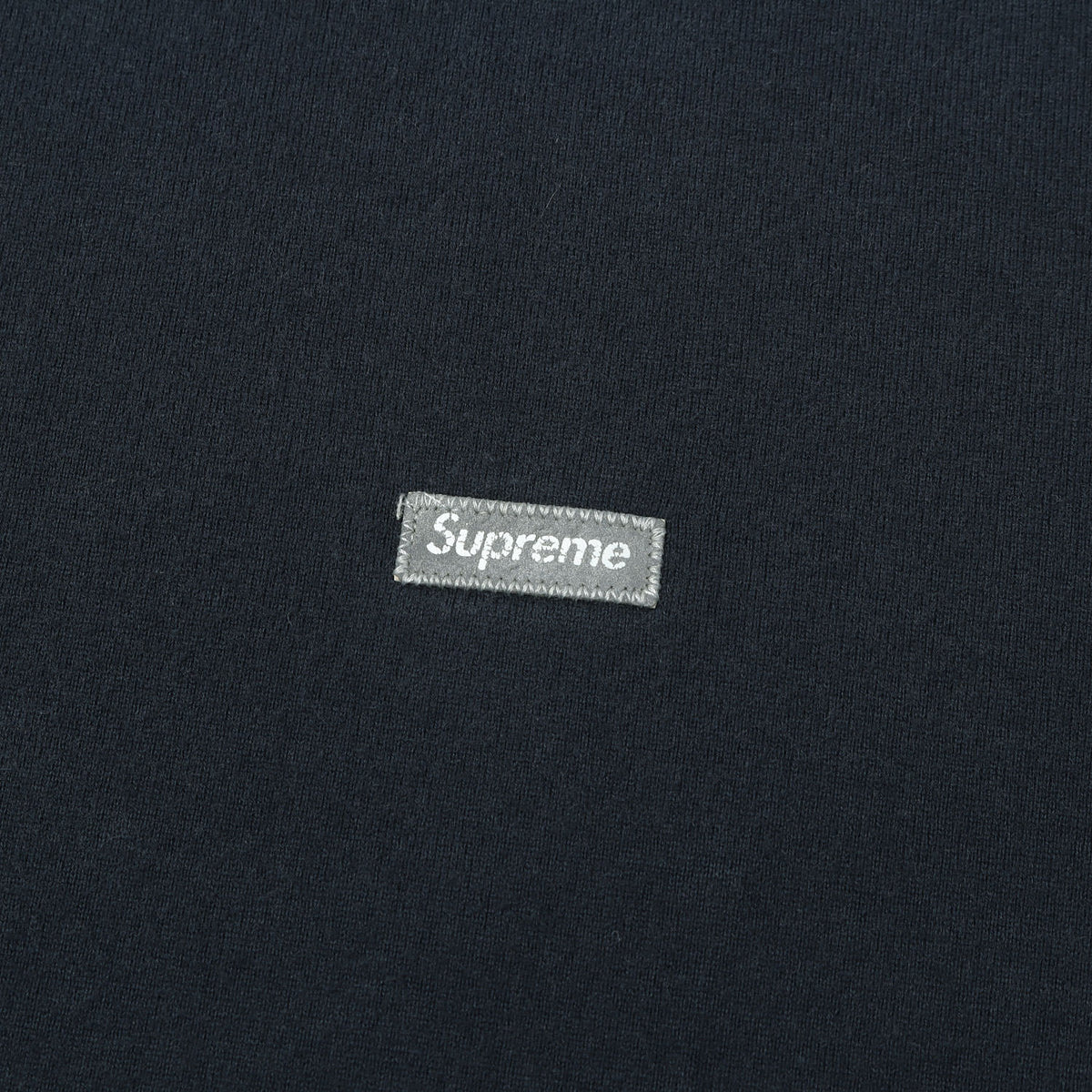 リフレクティブ スモールBOXロゴ Tシャツ(Reflective Small Box Tee)