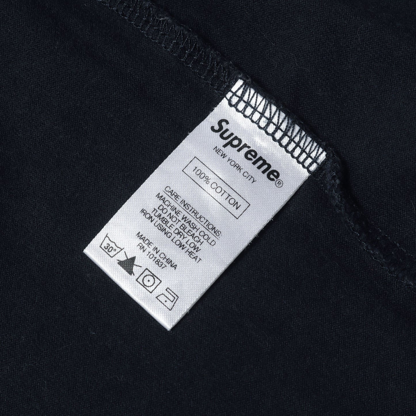 スモールBOXロゴ クルーネック Tシャツ(Small Box Tee)