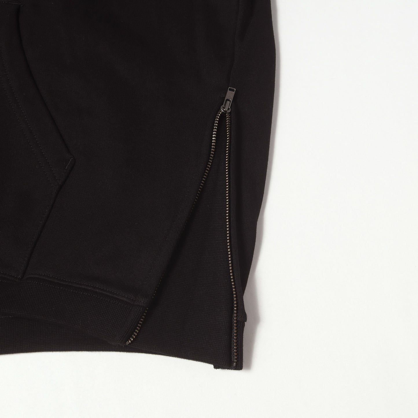25AW アップリケロゴ ジップ スウェットパーカー(Cozy Zip Hooded Sweatshirt)
