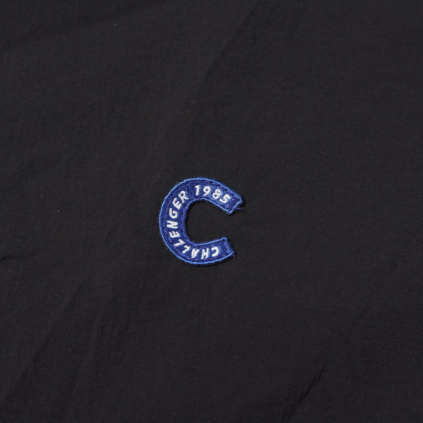 26SS ストレッチナイロン プルオーバ ウインドブレイカー(L/S C PATCH WIND CREW)