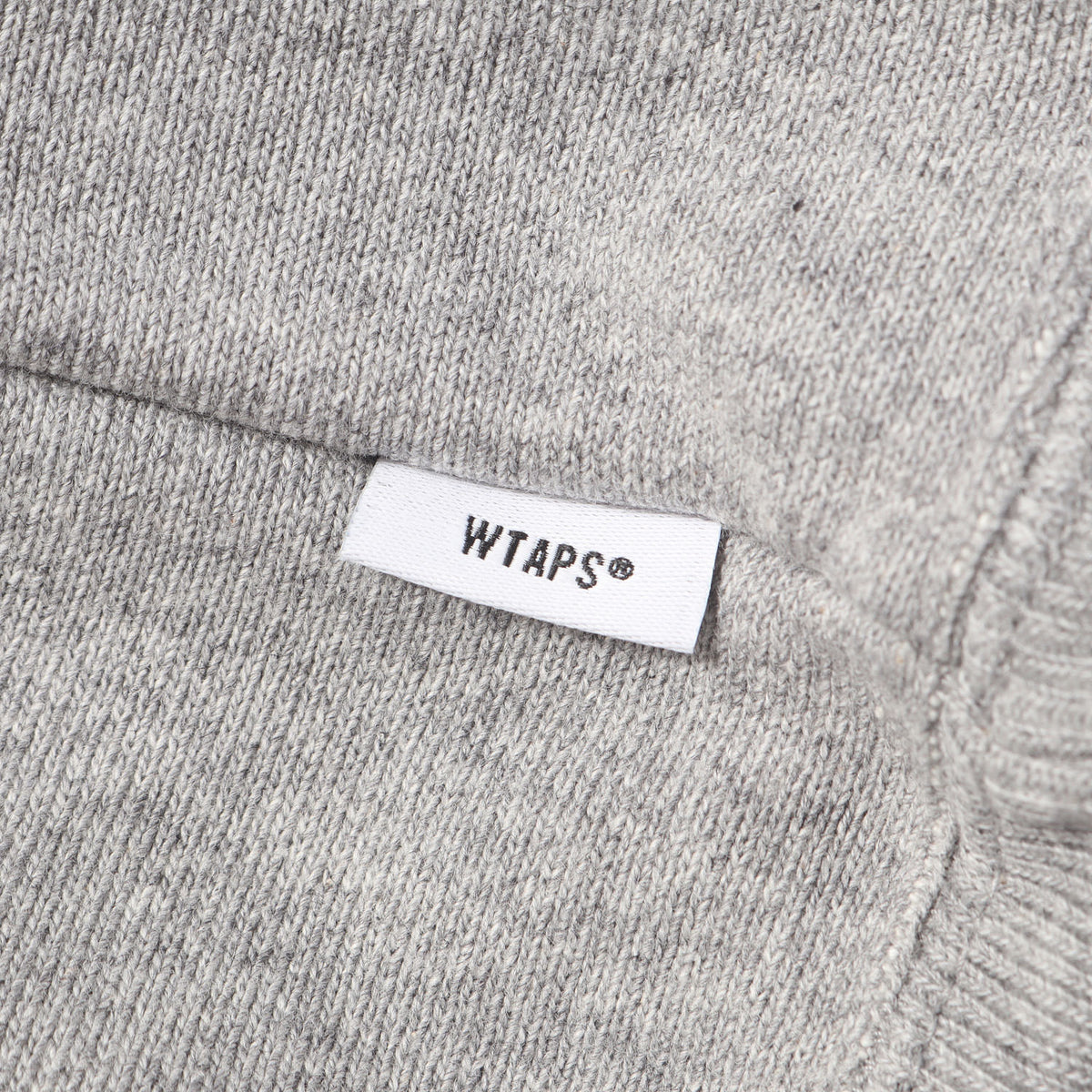 WTVUAロゴ ハーフジップ スウェットパーカー(OUTRIGGER / SWEATSHIRT)
