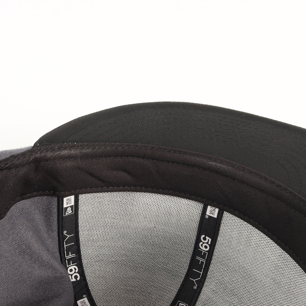 20AW ×NEW ERA WINDSTOPPER イヤーフラップ BOXロゴ ベースボールキャップ(WINDSTOPPER Earflap Box Logo New Era)