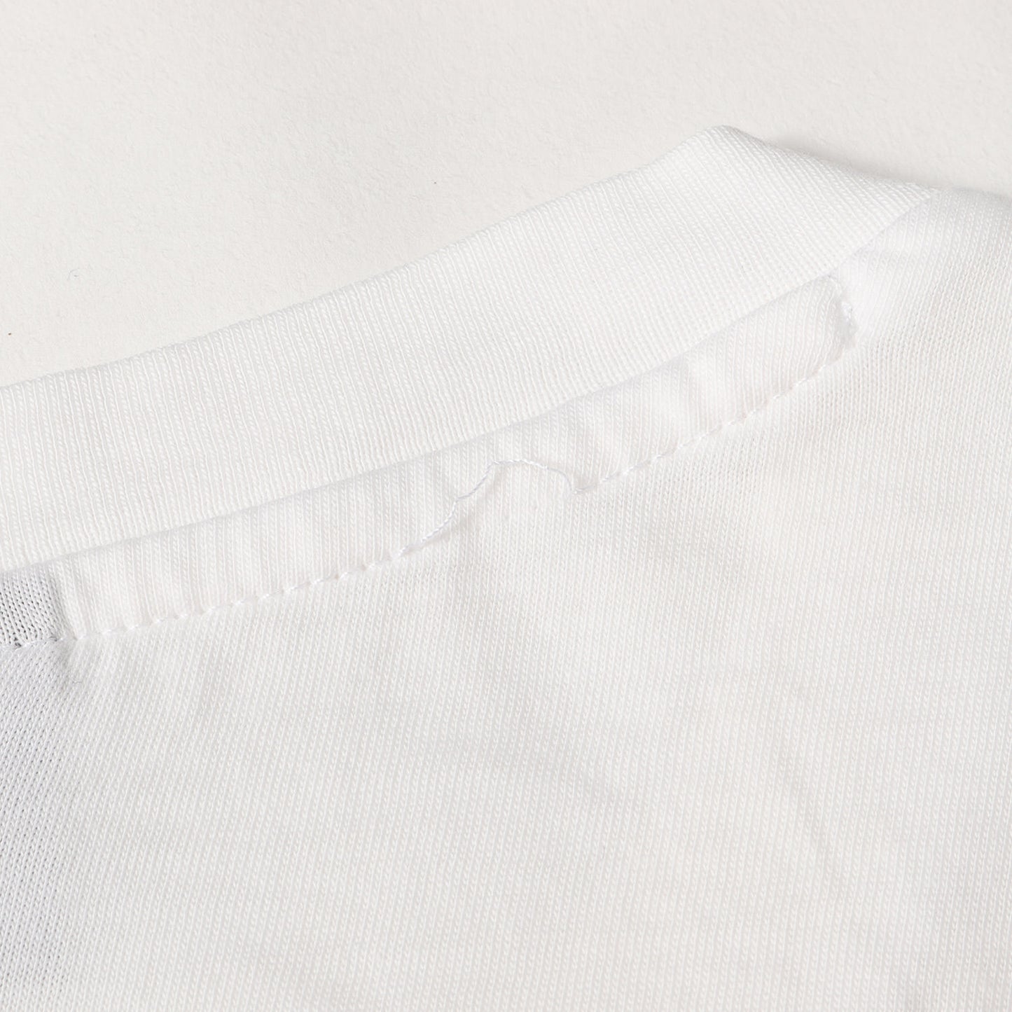 グラフィックプリント クルーネック Tシャツ