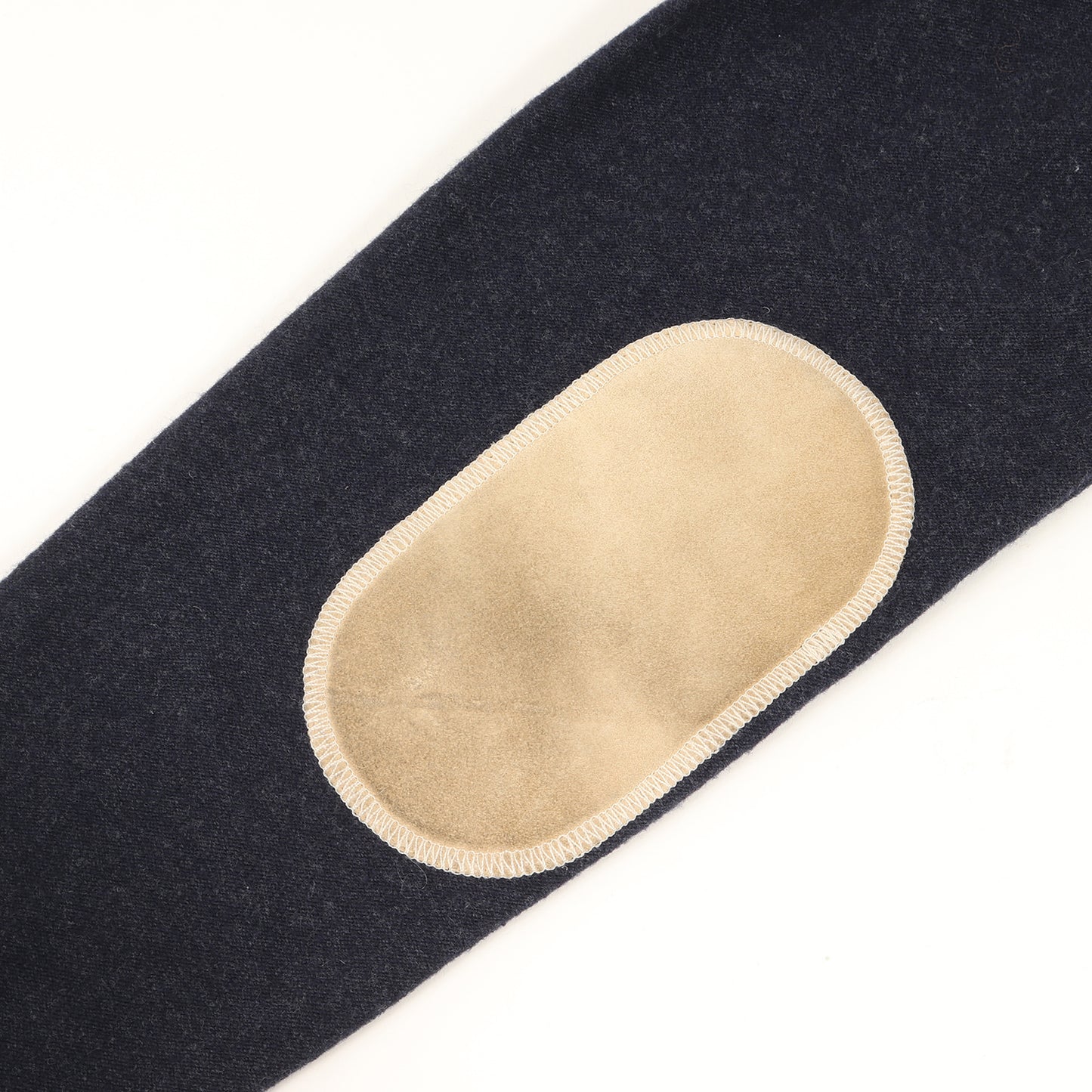 近年モデル スウェードエルボーパッチ ウール/カシミヤ Vネック ニット