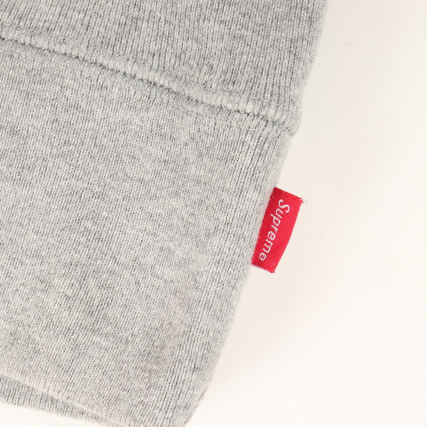 マルチカラー クラシックロゴ刺繍 スウェットパーカー(Multi Color Classic Logo Hooded)