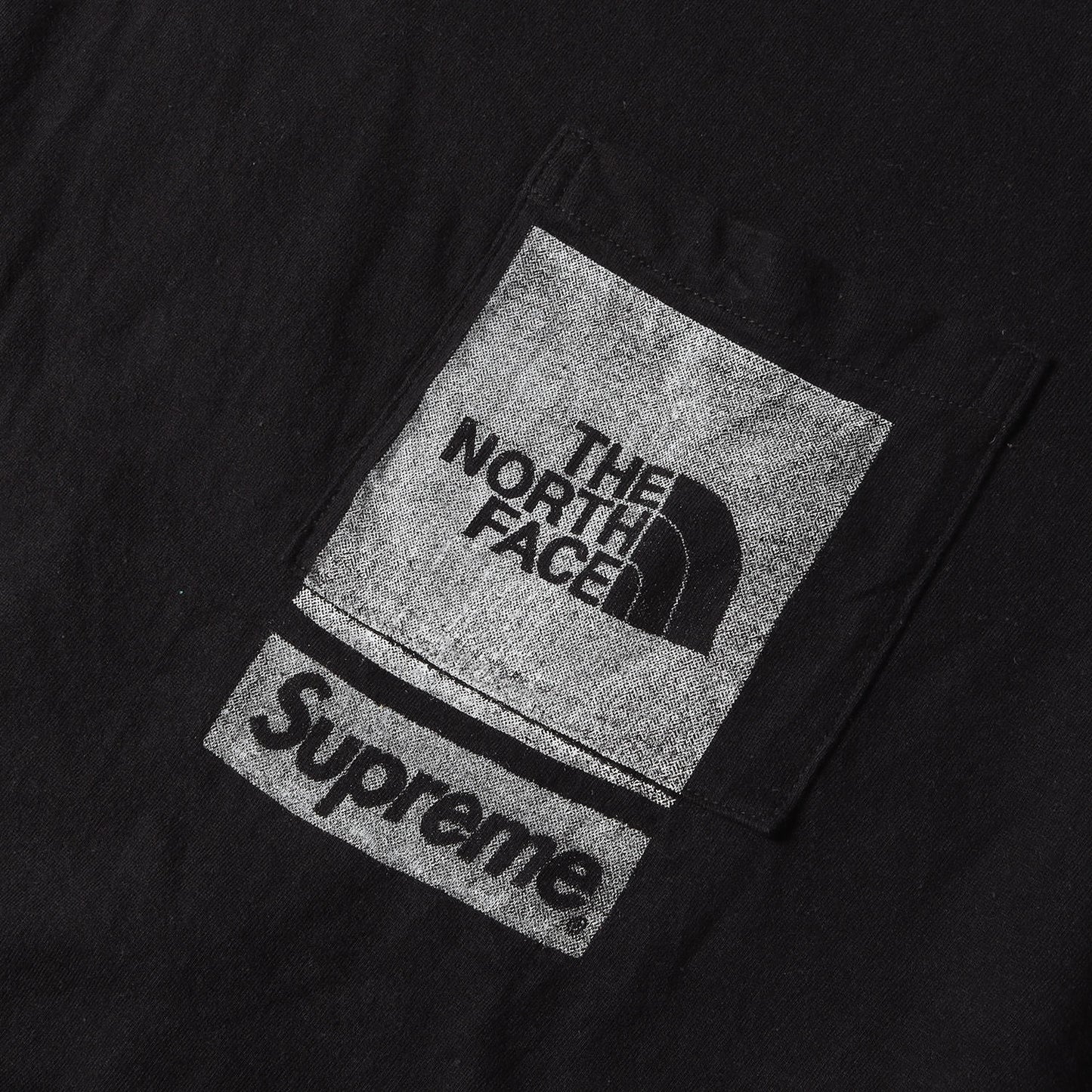 23SS ×THE NORTH FACE ロゴプリント ポケット Tシャツ(Printed Pocket Tee)