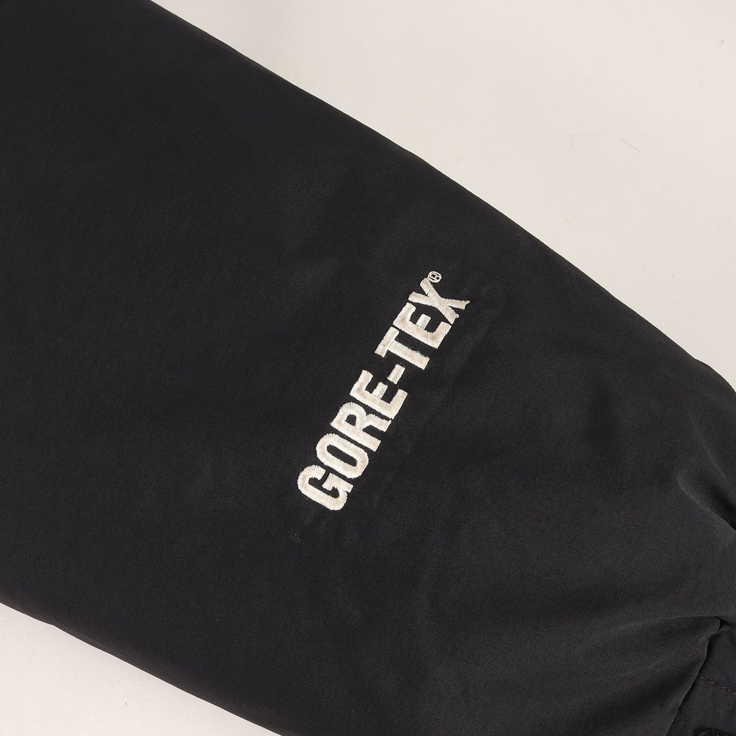 ゴアテックス ナイロン ダウンパーカー / ジャケット(GORE-TEX 700-Fill Down Parka)
