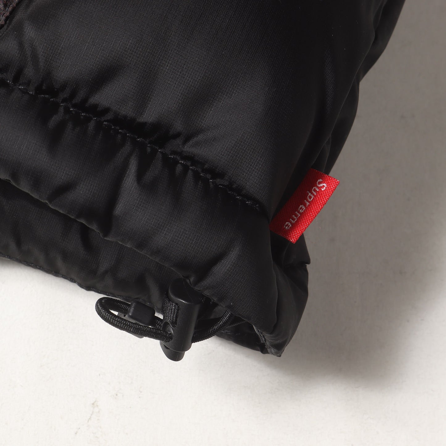 22AW ×THE NORTH FACE タイムズスクエア柄 ハーフジップ プルオーバー ダウンジャケット(800-Fill Half Zip Hooded Pullover)