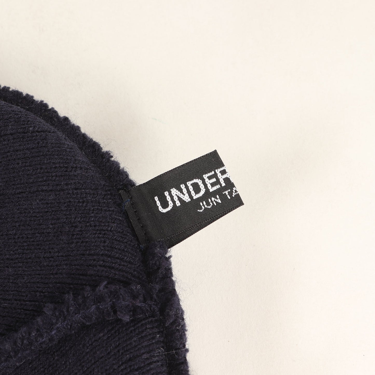 サークルUロゴ ニット ビーニー