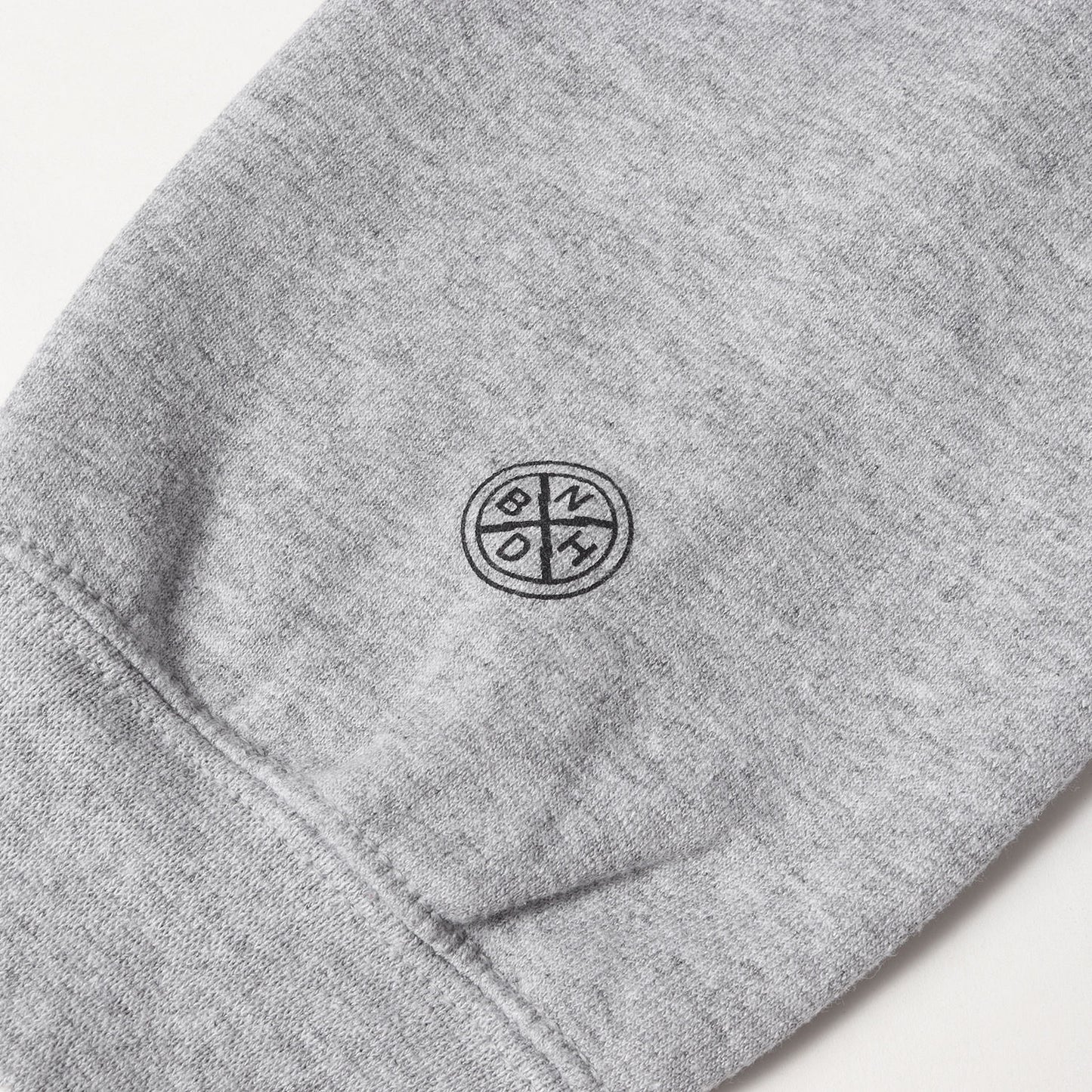 店舗限定 ブランドロゴ スウェットパーカー(SOUVENIR / CE-HOODED. LS)