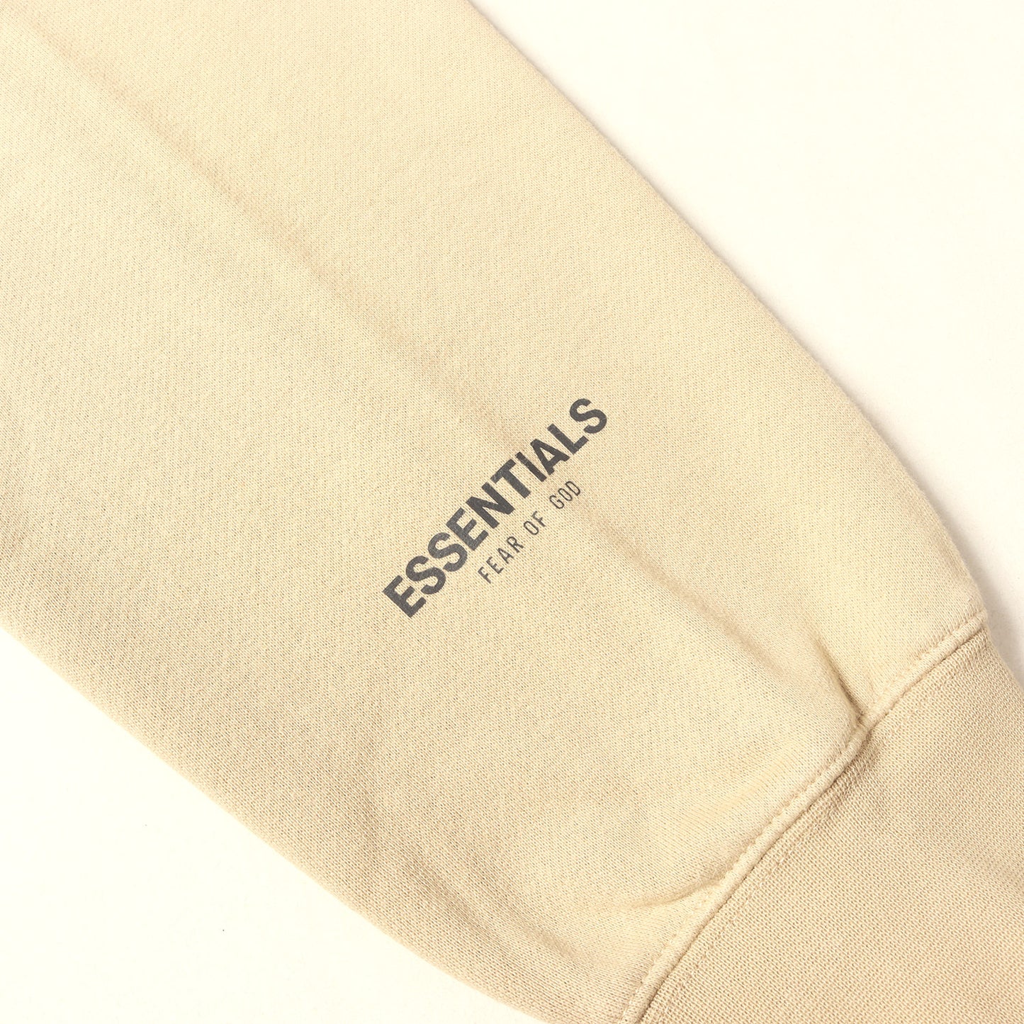 FOG ESSENTIALS モックネック オーバーサイズ スウェット