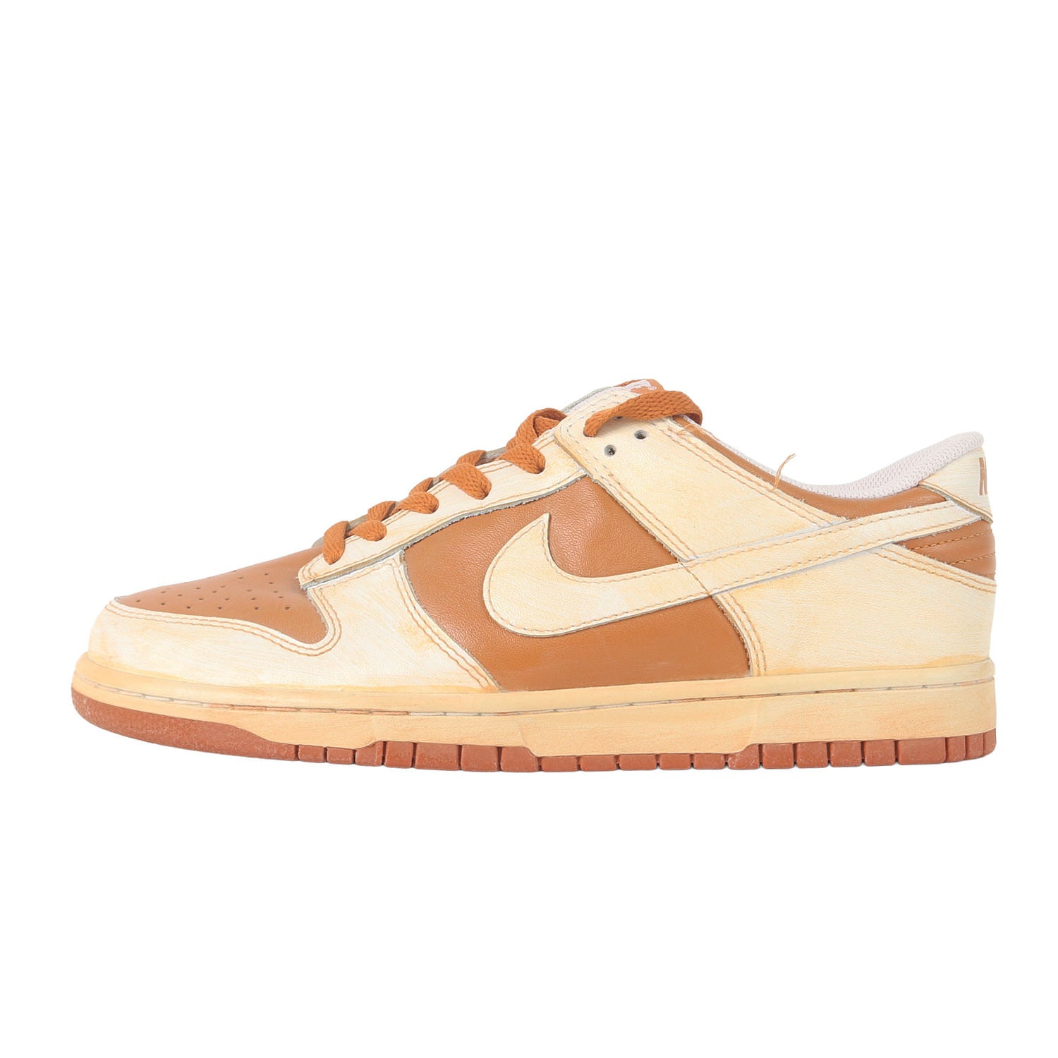 NIKE (ナイキ) DUNK LOW VNTG 裏ダンク (446242-701) - ブランド古着の 