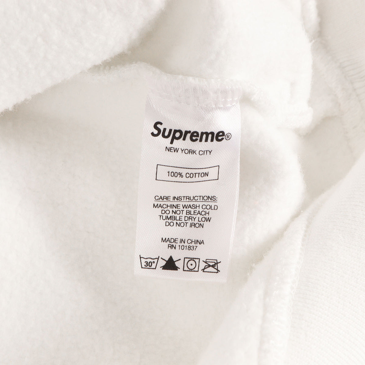 ロゴジップポーチ付き スウェットパーカー(Zip Pouch Hooded Sweatshirt)