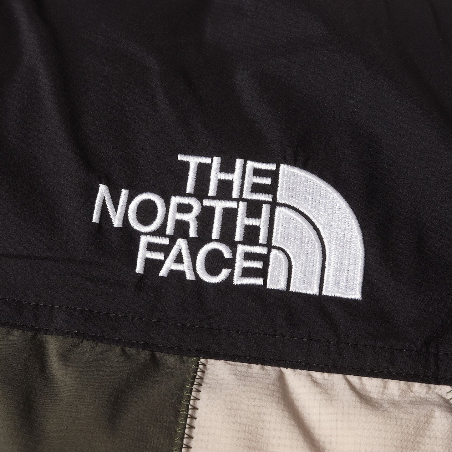 22AW × THE NORTH FACE パッチワーク ダウンジャケット (Patchwork Nuptse Jacket WJ-J914)