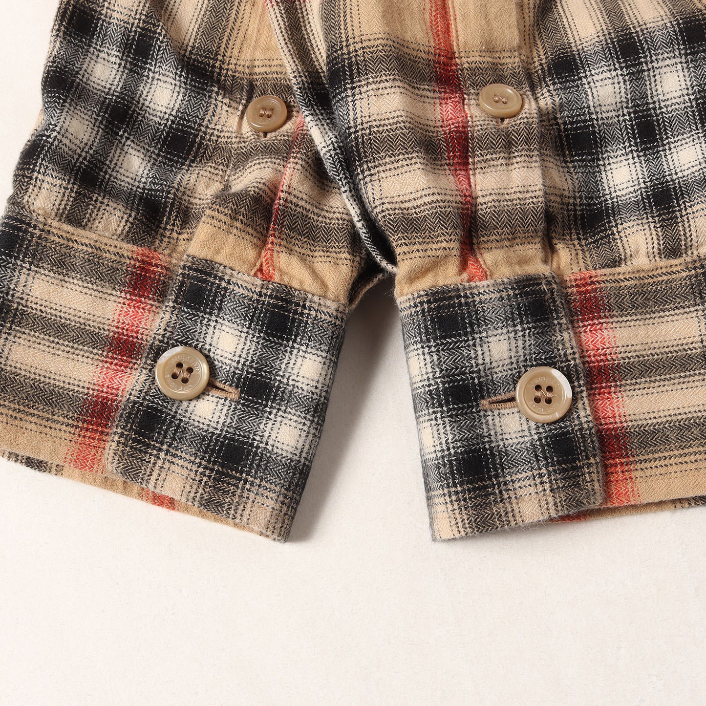 ブランドロゴ刺繍 ノバチェック コットン ボタンシャツ (ARCHIVE BEIGE IP CHK LS SHIRT)