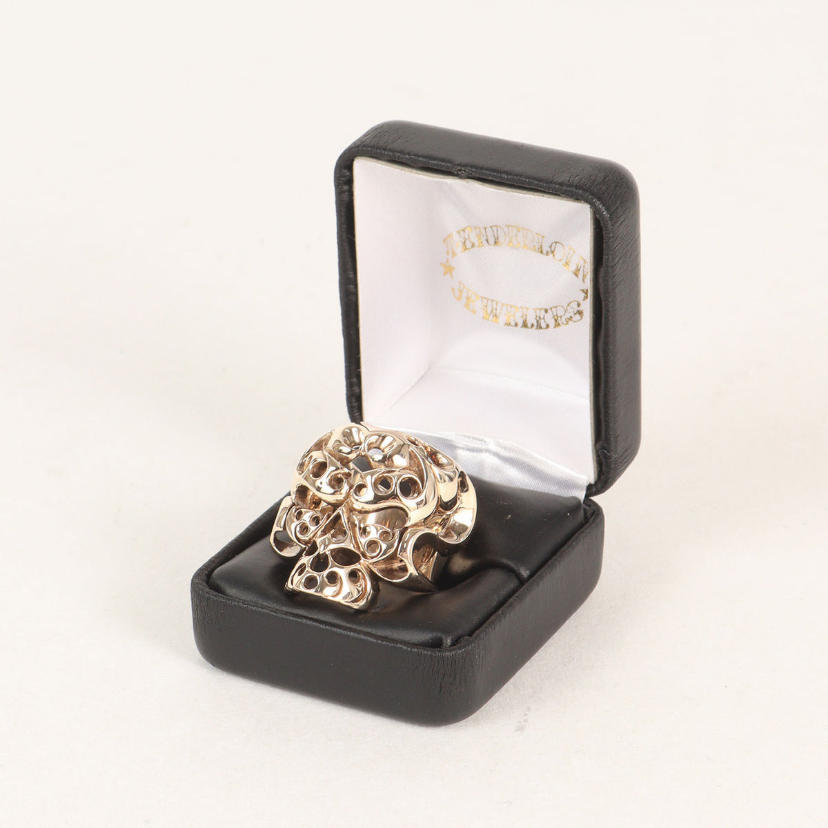 8K ゴールド ボルネオスカル リング(BORNEO SKULL RING / GOLD)