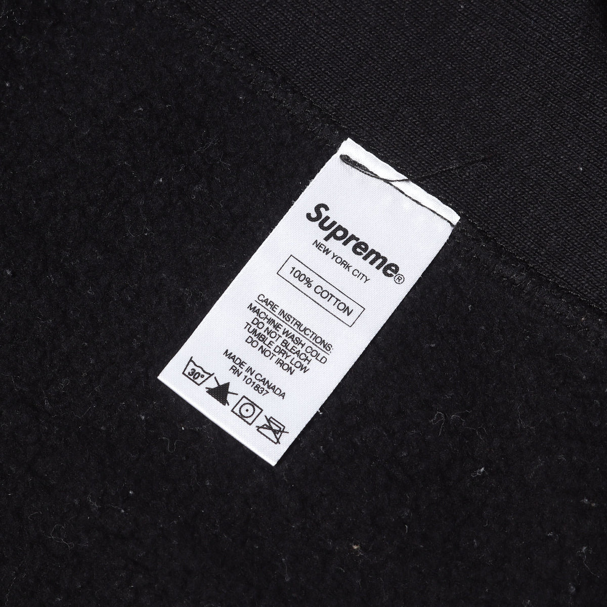 スクリプトロゴ アップリケ クルーネック スウェット(Brush Script Crewneck)