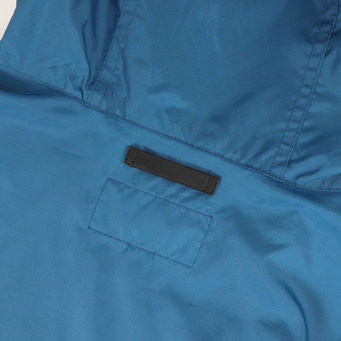 パッカブル フルジップ フードジャケット