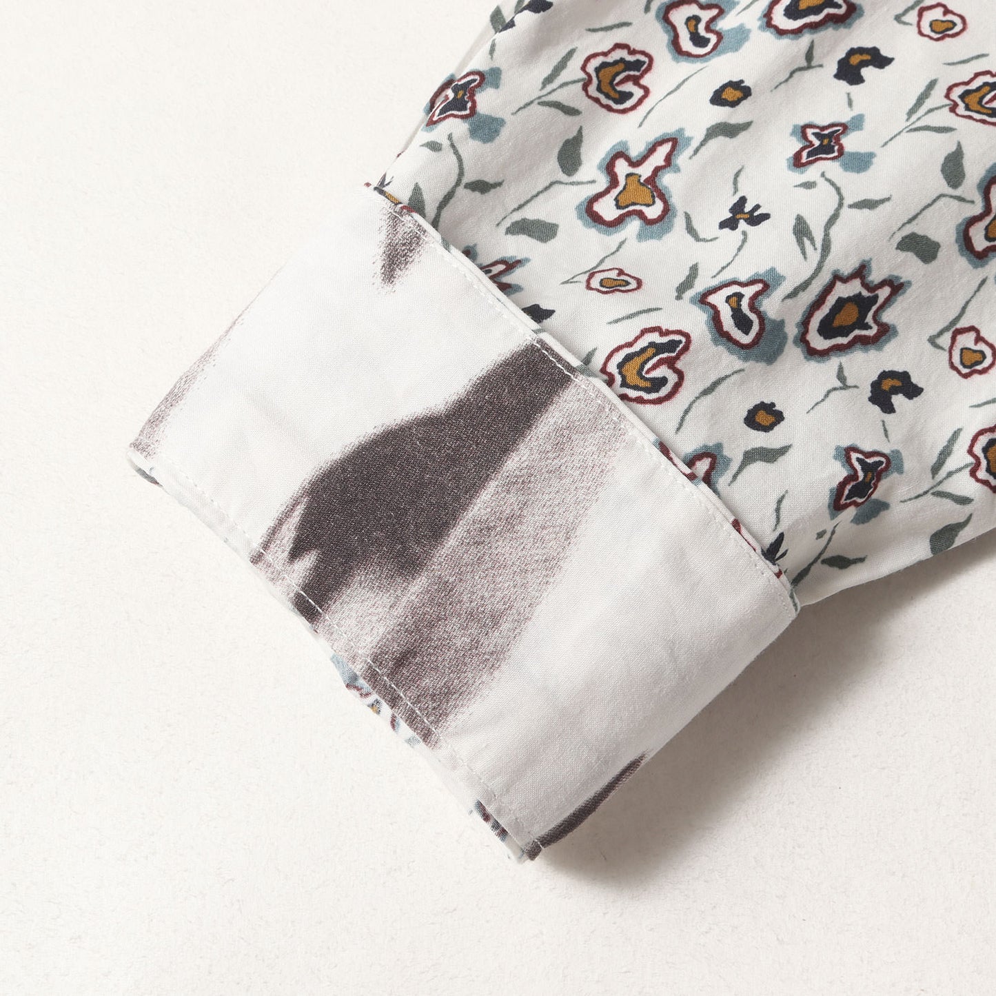 フラワー柄 コットンブロード ボタンシャツ