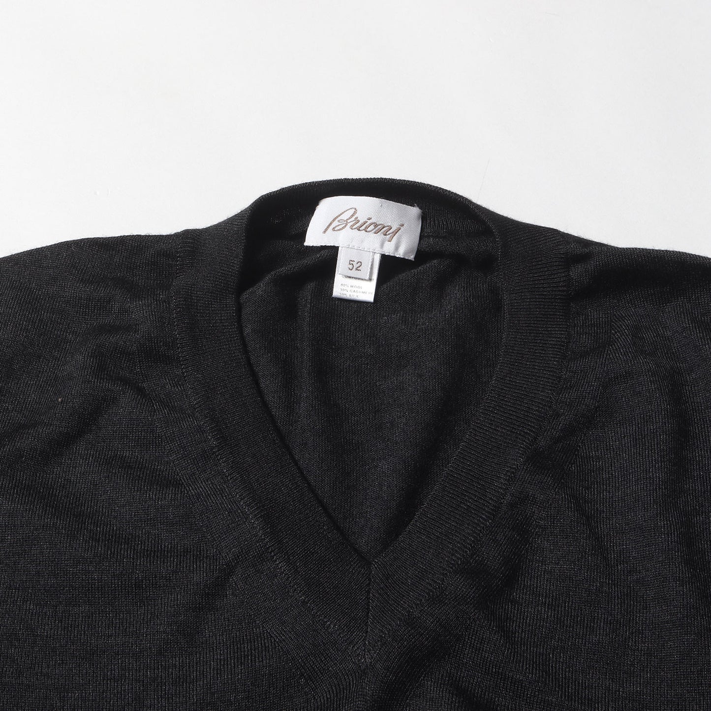 ウール/シルク/カシミヤ Vネック ニット