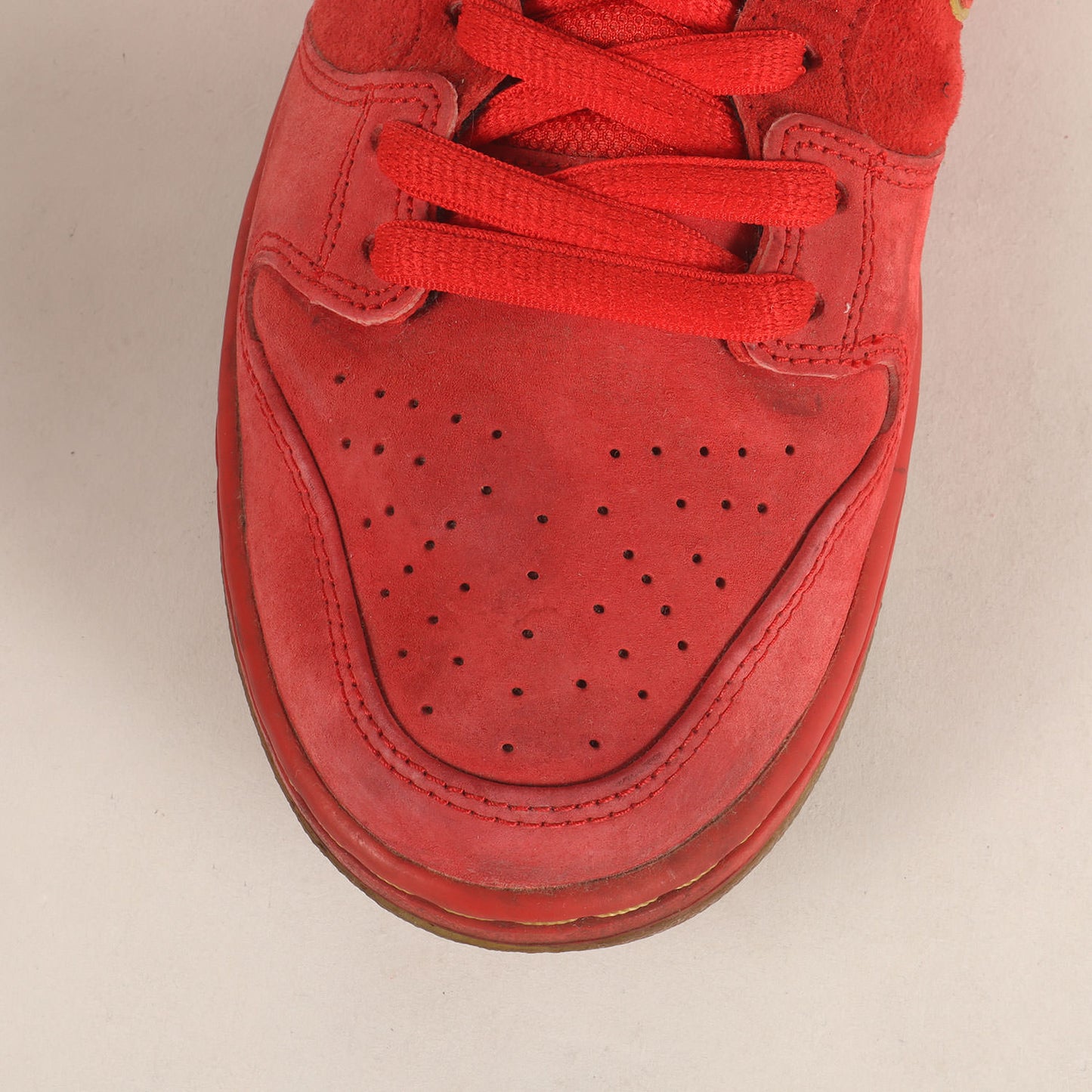 DUNK HIGH PREMIUM SB RED ENVELOPE (313171-667)