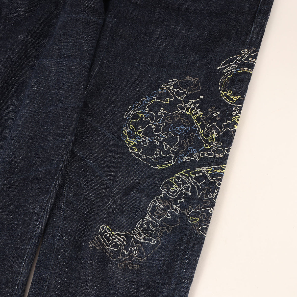 刺繍デザイン ストレッチ デニムパンツ